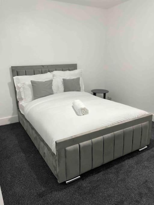 Apartment In Medway